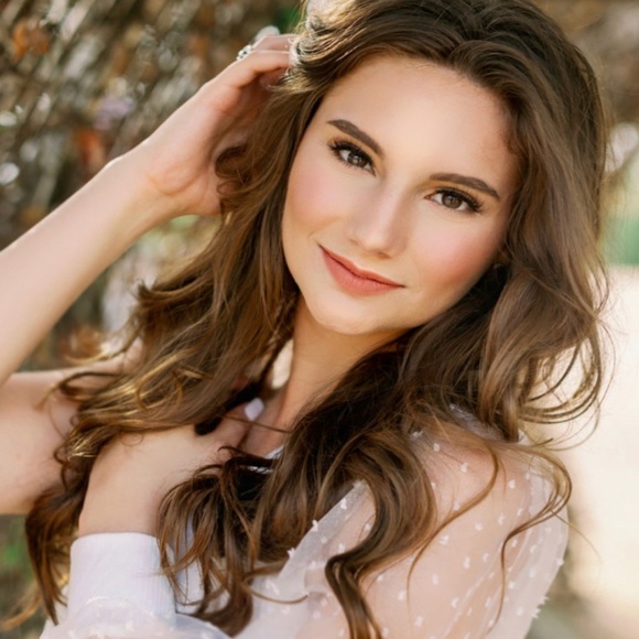 Meet your Posher, Grace - Picture 1 of 1